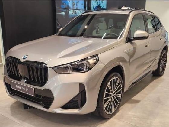 BMW X1 2.0 16V TURBO GASOLINA SDRIVE20I M SPORT STEPTRONIC BMW X1 2.0 16V TURBO GASOLINA SDRIVE20I M SPORT STEPTRONIC